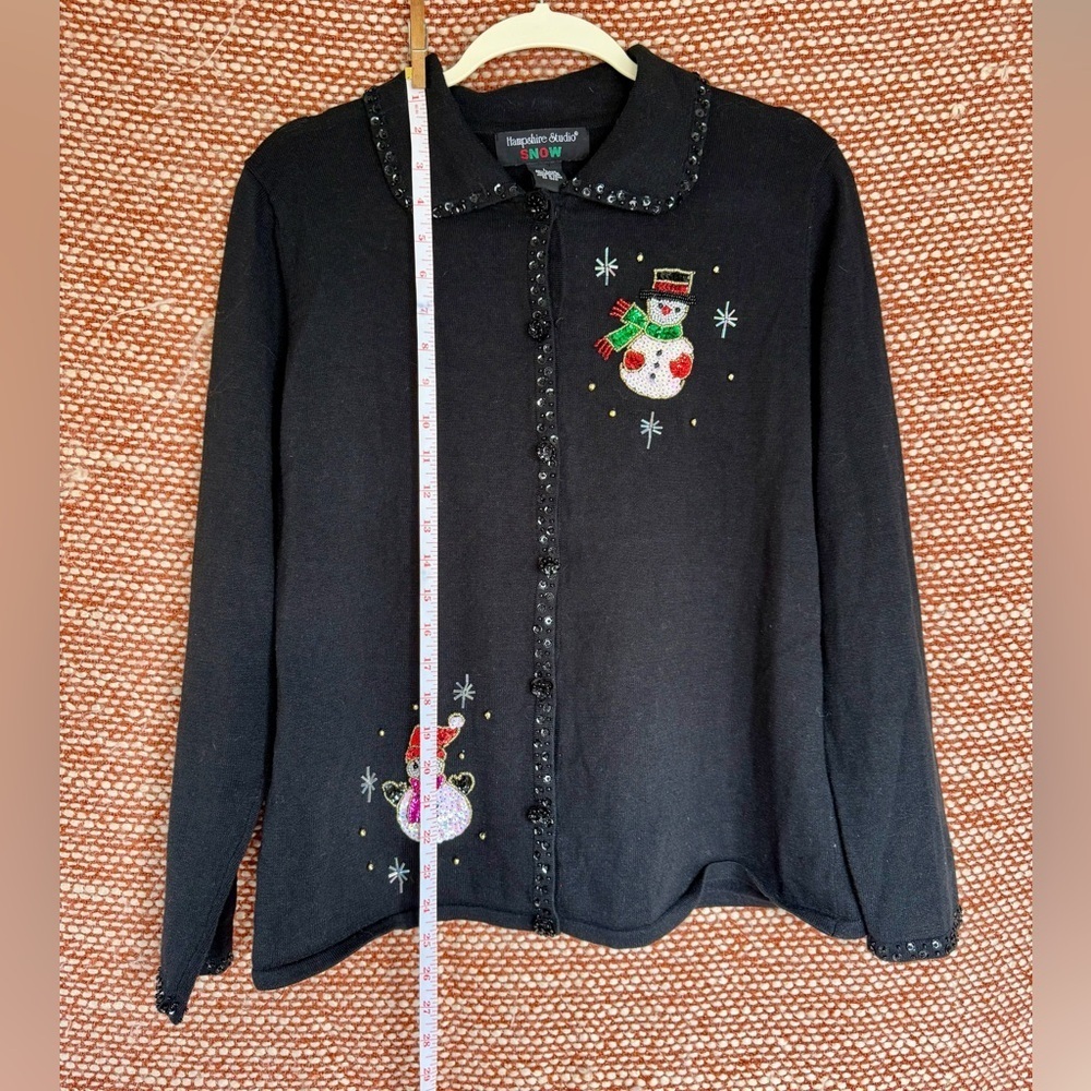 Vintage Black Christmas Sequin and beaded Cardigan. - Picture 8 of 10